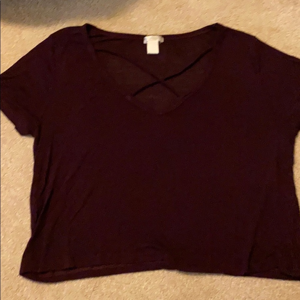 Short sleeve crop top